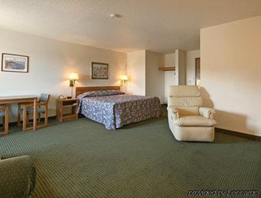 Super 8 By Wyndham Cloquet Hotell Rum bild